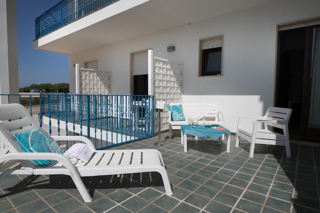 Gigli Hotel Salento Marina Di Pescoluse Bagian luar foto