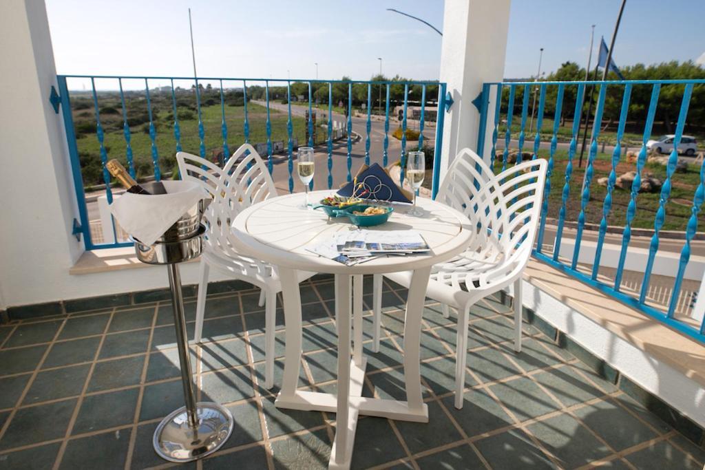 Gigli Hotel Salento Marina Di Pescoluse Bagian luar foto
