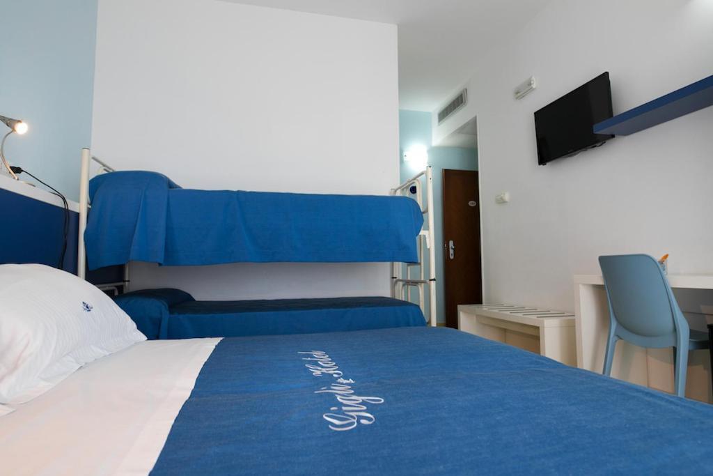 Gigli Hotel Salento Marina Di Pescoluse Bagian luar foto