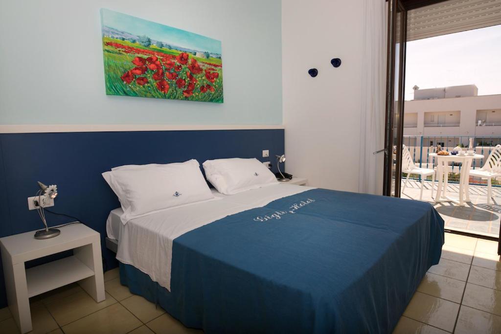 Gigli Hotel Salento Marina Di Pescoluse Bagian luar foto