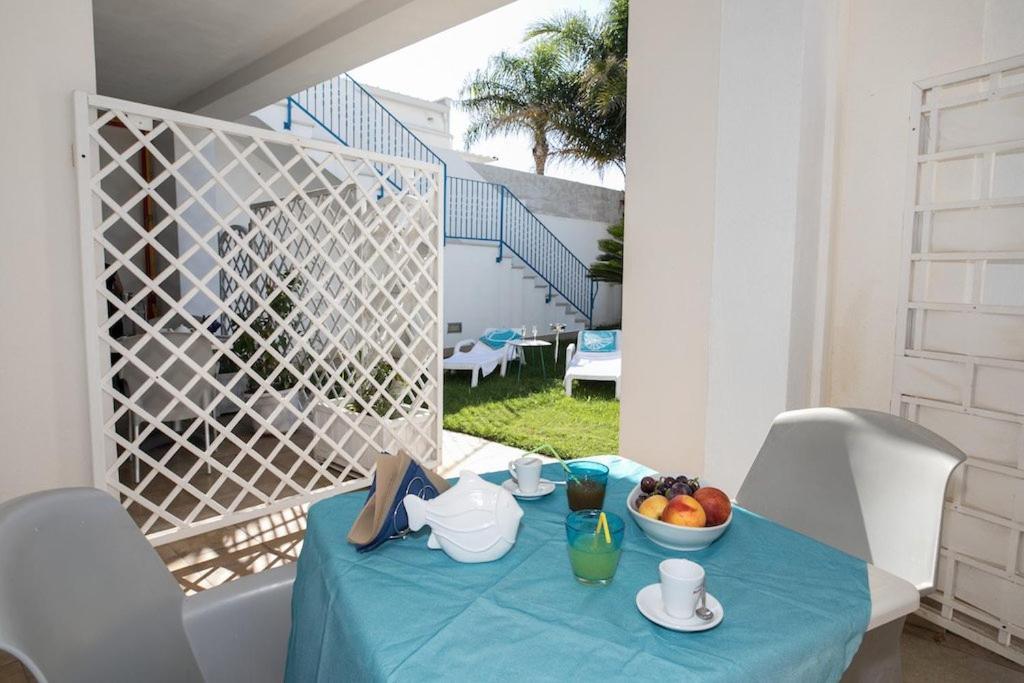 Gigli Hotel Salento Marina Di Pescoluse Bagian luar foto